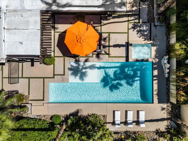 1695 Dunham Road, Palm Springs CA: https://media.crmls.org/mediaz/d4e437df-7523-4d93-929b-6490dfe40124.jpg