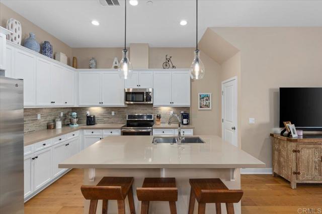 Image 11 of 32 For 7543 Canyon Drive