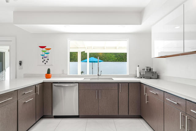 1175 E San Lucas Road, Palm Springs CA: https://media.crmls.org/mediaz/d4e4d24d-6d24-4e0f-84b5-7702da565118.jpg