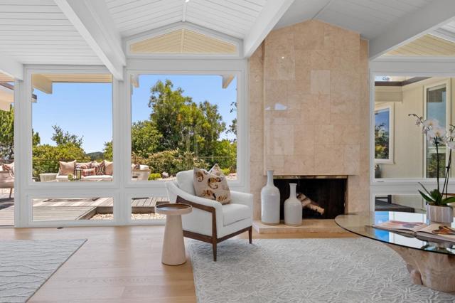 2989 Dolores Way, Burlingame CA: https://media.crmls.org/mediaz/d4e65ef8-5087-4746-912c-2d6e79ce2c44.jpg