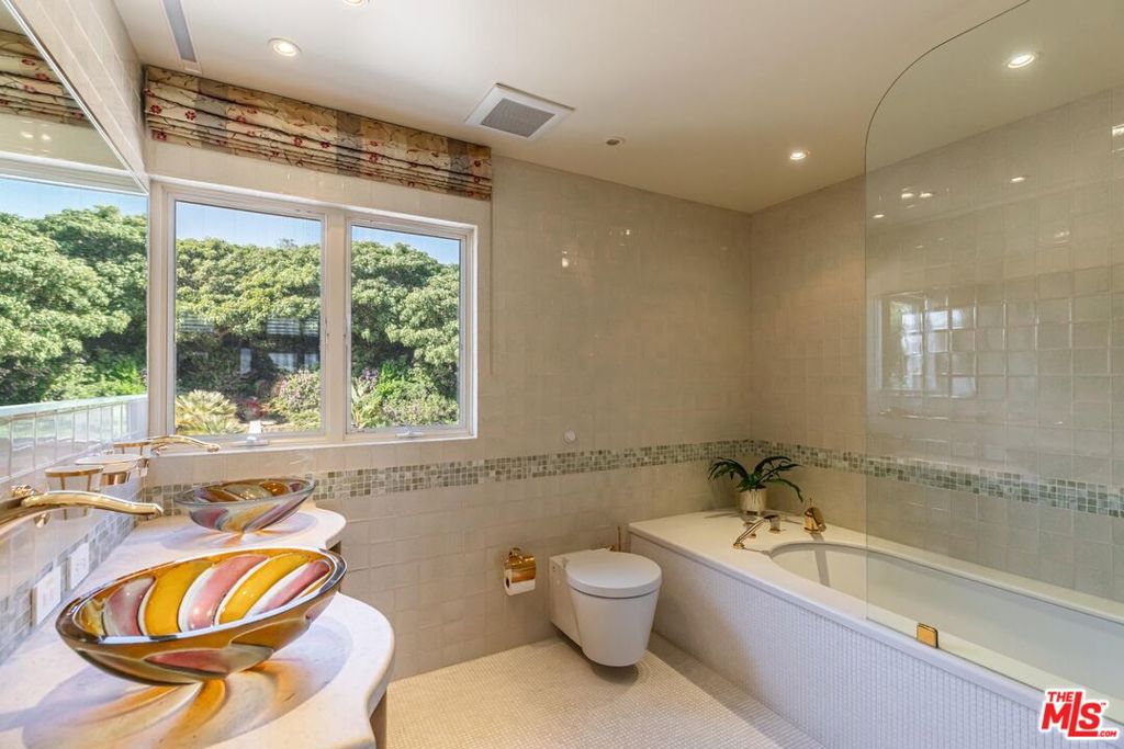 MLS #26876935 image #22