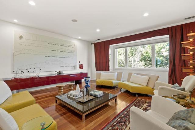 199 Kings Court, San Carlos CA: https://media.crmls.org/mediaz/d4e7abe3-4017-4cb2-8de7-9395dcebec8a.jpg