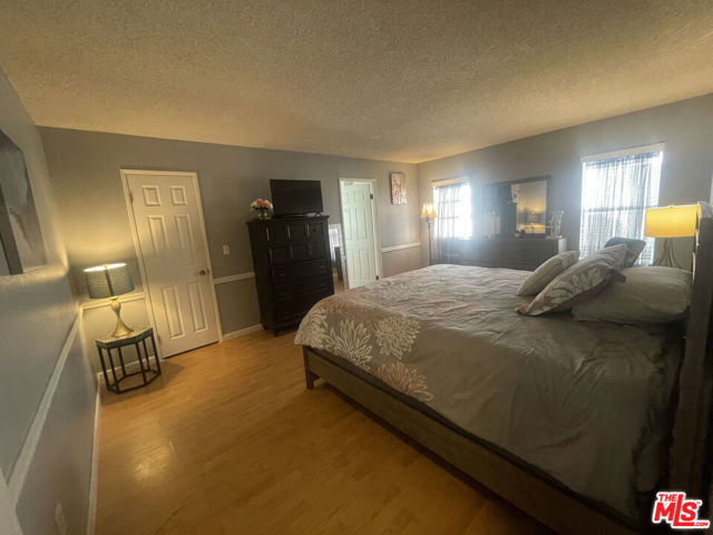 5001 W Florida Avenue, Hemet CA: https://media.crmls.org/mediaz/d4e8c2eb-5fc8-44ea-b3e3-b0b49f4b1e54.jpg