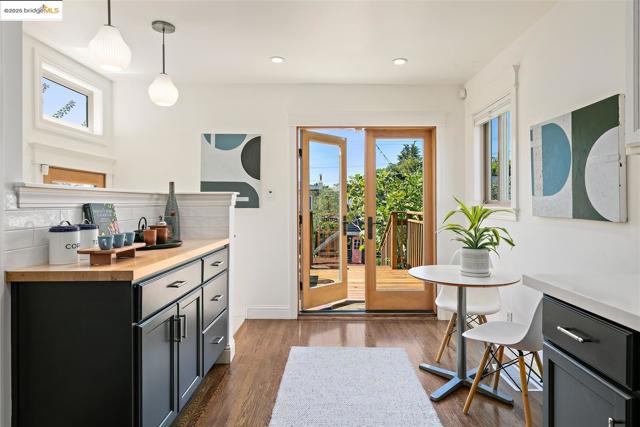2310 Spaulding Ave, Berkeley CA: https://media.crmls.org/mediaz/d4e96a49-2d3c-4edd-8eb9-0c4ab83401f2.jpg