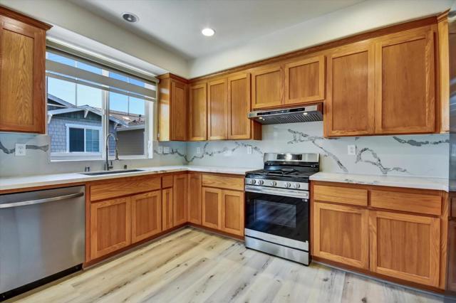 18437 Opal Lane, Morgan Hill CA: https://media.crmls.org/mediaz/d4ea0fc4-0781-43d3-9917-1c67a5b265e1.jpg