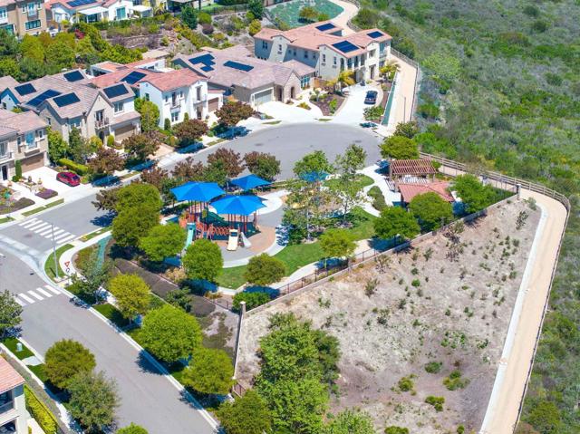 4719 Crespi Ct, Carlsbad CA: https://media.crmls.org/mediaz/d4ea2cd7-4a7c-411b-be2c-06b520b9fd2d.jpg