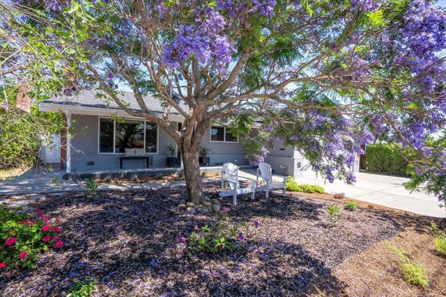 140 Suburbia Avenue, Santa Cruz CA: https://media.crmls.org/mediaz/d4ea87c8-1b71-40db-bff4-cfe0207d7768.jpg