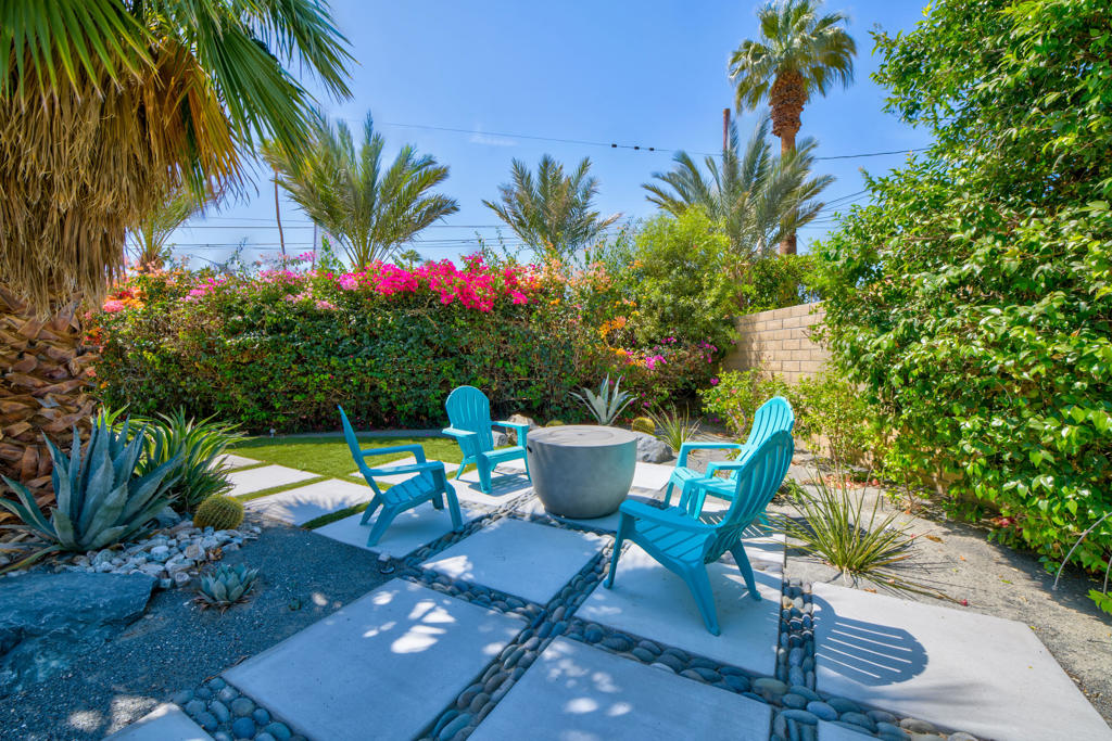 MLS #219138022DA image #3