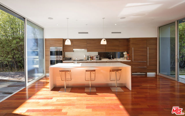 521 Marine Street photo 5