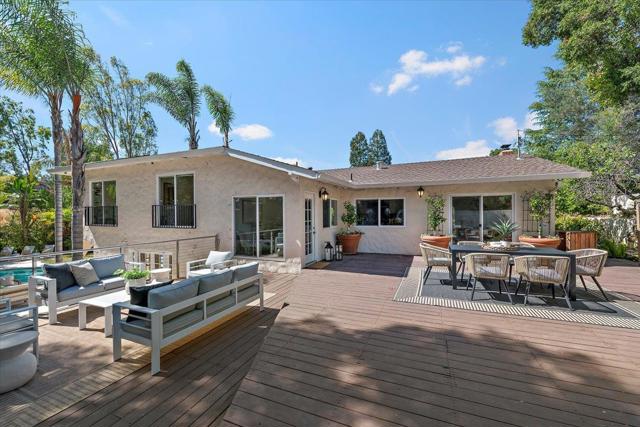 17274 Verdes Robles, Los Gatos CA: https://media.crmls.org/mediaz/d4ed5d37-f6c1-472b-aba4-9aa35a02e29e.jpg