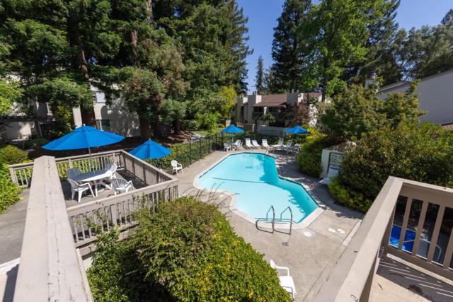 19113 Vineyard Lane, Saratoga CA: https://media.crmls.org/mediaz/d4edd6f7-4903-4727-9ddb-e74aae071334.jpg