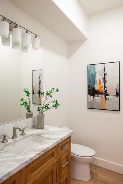 Image 16 of 32 For 1330 Villa Drive