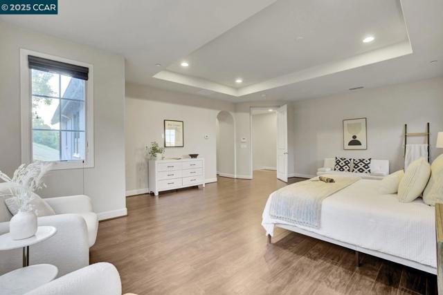 131 Wittenham Ct, San Ramon CA: https://media.crmls.org/mediaz/d4ee5df9-d14d-4652-83c0-ec3f2eea96da.jpg