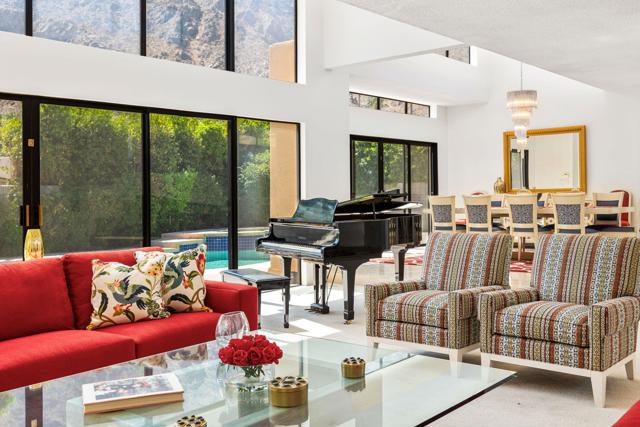 46220 Manitou Drive, Indian Wells CA: https://media.crmls.org/mediaz/d4eed82e-ef83-41cd-aca8-54950ca1eec7.jpg