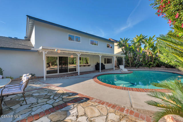 2108 N Brower Street, Simi Valley CA: https://media.crmls.org/mediaz/d4efa5ee-d47b-42da-af82-76f3e308cf91.jpg