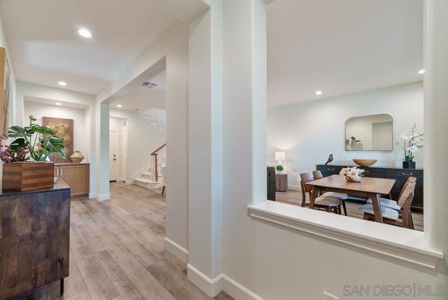 15820 Paseo Del Sur, San Diego CA: https://media.crmls.org/mediaz/d4eff62c-a840-4bf1-a2a9-1418b3abf828.jpg