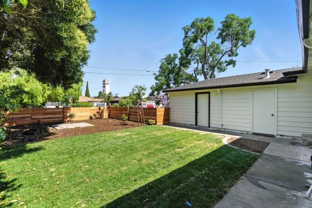 756 7th Avenue, Redwood City CA: https://media.crmls.org/mediaz/d4f0a6e9-06fa-436a-a510-4f24a1d32196.jpg