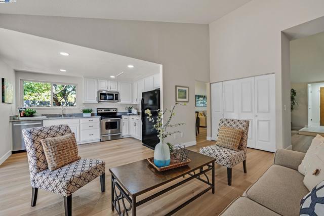 1832 Mira Loma St, Livermore CA: https://media.crmls.org/mediaz/d4f38135-76f2-4ed6-9bd6-b95ec814dc3c.jpg