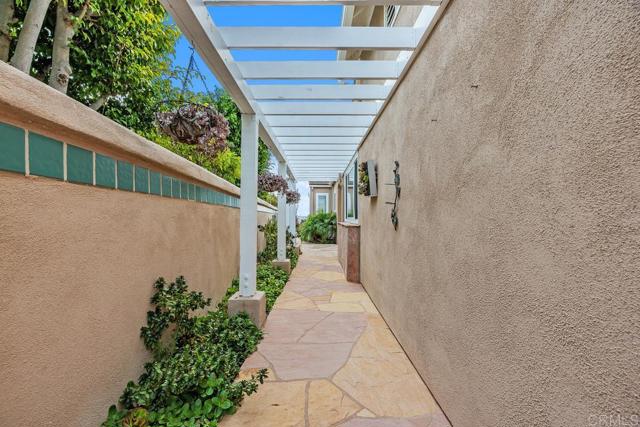 Detail Gallery Image 15 of 45 For 4459 Dorchester Pl, Carlsbad,  CA 92010 - 3 Beds | 2 Baths