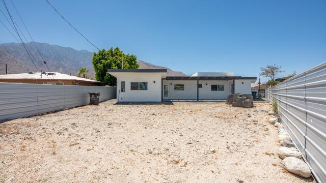 567 W Sunview Avenue, Palm Springs CA: https://media.crmls.org/mediaz/d4f449ed-18dc-4dac-9919-0cefa8dc511e.jpg