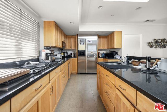 3411 Tareco Drive, Los Angeles CA: https://media.crmls.org/mediaz/d4f4d442-25ae-48a3-a6d6-9e1812615ed2.jpg