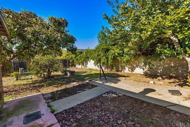 Detail Gallery Image 5 of 37 For 9732 Airport Vista, Santee,  CA 92071 - 3 Beds | 1 Baths