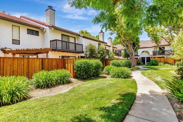 775 Williamsburg Way, Gilroy CA: https://media.crmls.org/mediaz/d4f621dd-a412-416d-be27-9d938f6d0a65.jpg