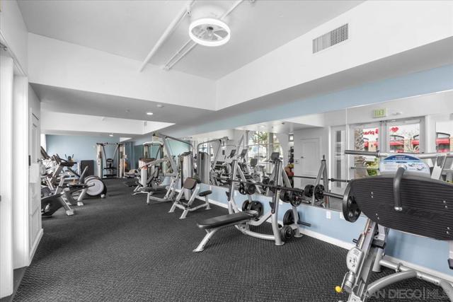 5490 La Jolla Blvd, La Jolla CA: https://media.crmls.org/mediaz/d4f6ee5b-ac85-48fc-831a-82802357bc16.jpg