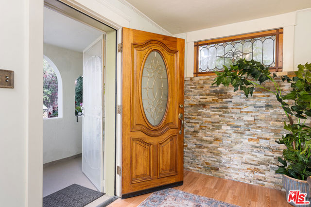 1355 Columbia Drive, Glendale CA: https://media.crmls.org/mediaz/d4f8783a-3ee9-474b-8b38-30a42b77ba8b.jpg