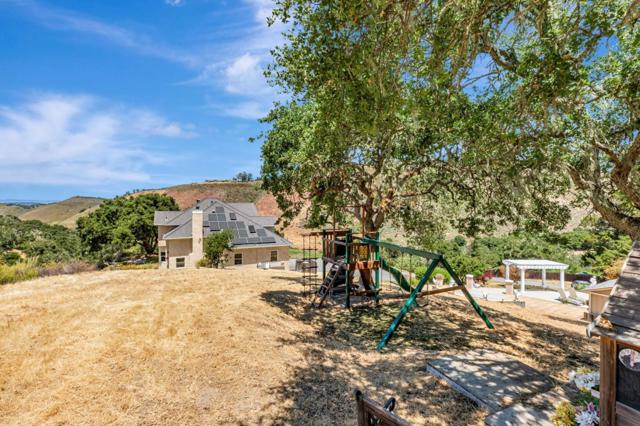 28837 Underwood Road,  CA: https://media.crmls.org/mediaz/d4f91544-b1bb-466e-90f2-3849f9f5daf2.jpg
