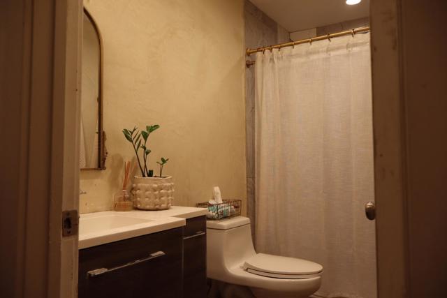 16290 Via Vista, Desert Hot Springs CA: https://media.crmls.org/mediaz/d4f97898-5ec2-45d2-8c7d-6be1d2bc926a.jpg