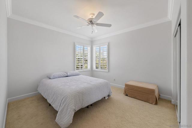 Image 22 of 52 For 332 Lemonwood Dr