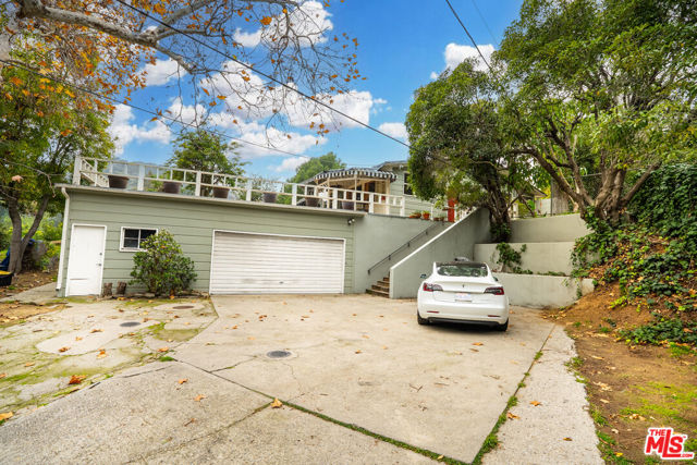 Image 3 for 8141 Cornett Dr, Los Angeles, CA 90046