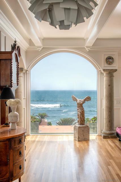5143 Shore Drive, Carlsbad CA: https://media.crmls.org/mediaz/d4fa5d12-14d1-45bf-97dd-d33737bb9d5e.jpg