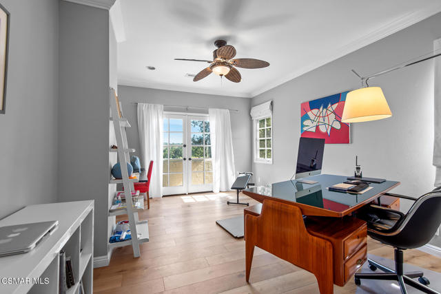 4498 Rayburn Street, Westlake Village CA: https://media.crmls.org/mediaz/d4faa59f-fe8e-499c-9e0b-91e79a26a7c4.jpg