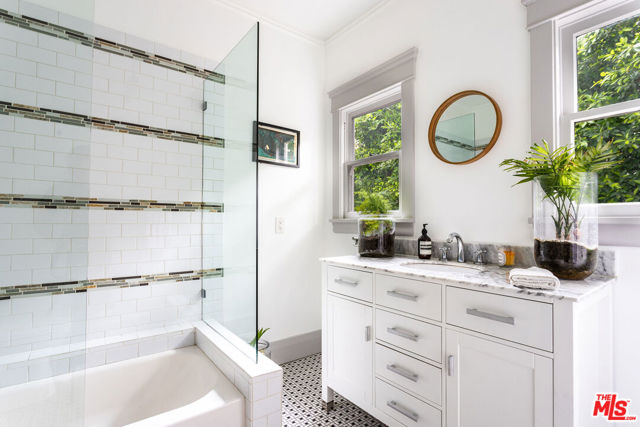 2027 Canyon Drive, Los Angeles CA: https://media.crmls.org/mediaz/d4fbbb19-f7bd-4ef4-9d6c-f967556d66c5.jpg