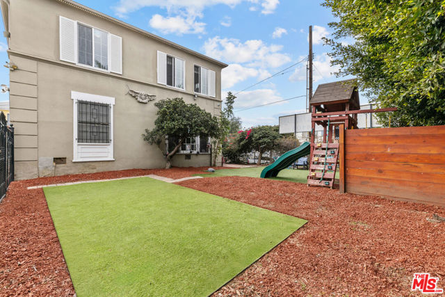 2610 1/2 7th Avenue, Los Angeles CA: https://media.crmls.org/mediaz/d4fc2b86-b406-4d59-aa52-692c13121883.jpg