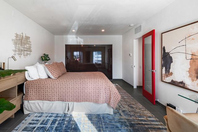 500 W Arenas Road, Palm Springs CA: https://media.crmls.org/mediaz/d4fca265-7790-4d7b-82ec-5afd9eafbf20.jpg