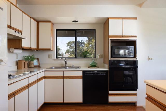 1220 Harrison Street, Monterey CA: https://media.crmls.org/mediaz/d4fe2b75-052a-47e9-9261-2372899f2be4.jpg