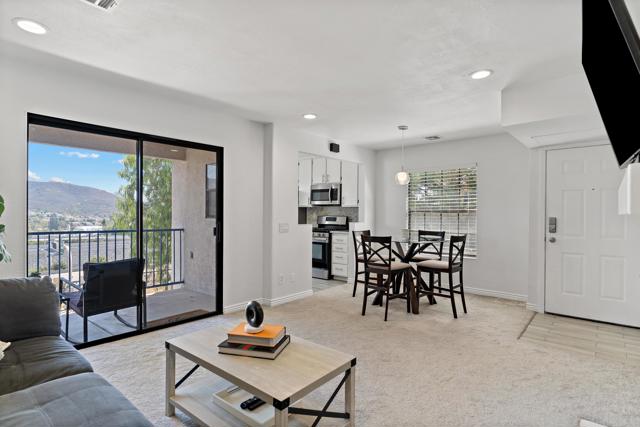 Detail Gallery Image 8 of 28 For 10361 Azuaga St #192,  San Diego,  CA 92129 - 2 Beds | 2 Baths