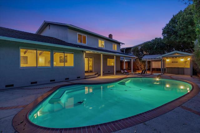 2357 Walden Square, San Jose CA: https://media.crmls.org/mediaz/d4ffb5e9-a6fc-4e95-b255-534995099c17.jpg