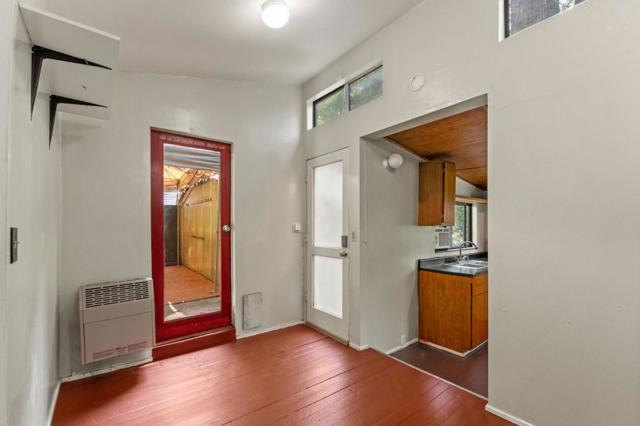 483 Echo Lane, Boulder Creek CA: https://media.crmls.org/mediaz/d50033ce-b894-43fd-b8e8-74bb4fce7fd0.jpg