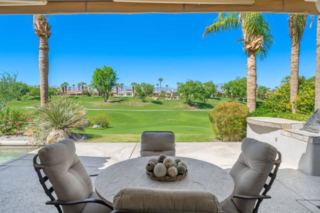 patio dining