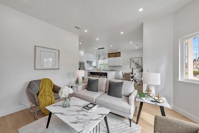 841 Harrison Street, Santa Clara CA: https://media.crmls.org/mediaz/d50222ca-2cf2-4920-9cd3-56835ef0f186.jpg