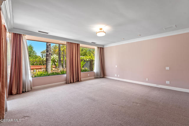 11 Inverness Road, Thousand Oaks CA: https://media.crmls.org/mediaz/d5022889-641b-41cf-b950-ba22e6885c9d.jpg