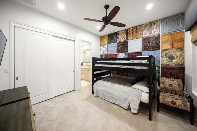 76357 Via Chianti, Indian Wells CA: https://media.crmls.org/mediaz/d5041966-02b2-47e0-8228-0c765daa7e2b.jpg