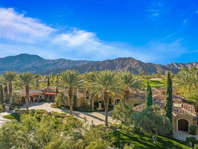 52345 Via Savona, La Quinta CA: https://media.crmls.org/mediaz/d5048abe-b709-4aab-8562-3f44c73bbe21.jpg