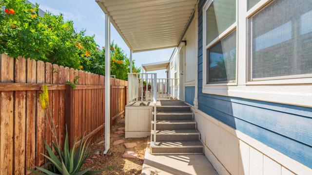 14777 Palm Drive, Desert Hot Springs CA: https://media.crmls.org/mediaz/d505c566-f604-4dcb-bda0-7fdb32c73d4e.jpg