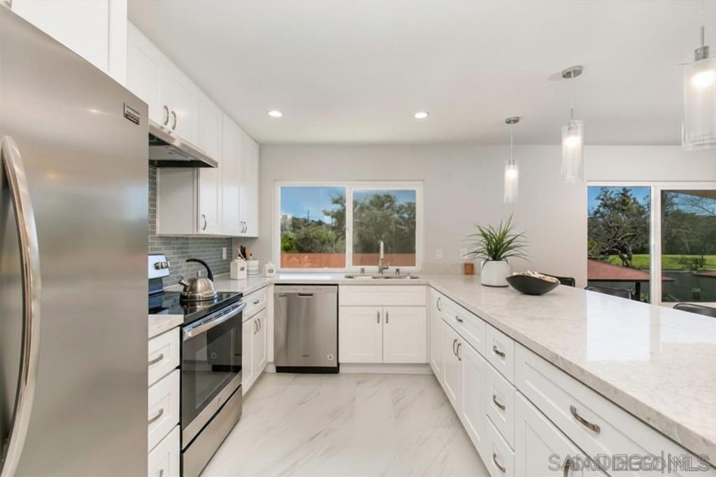 6737 Friars Rd - photo 3