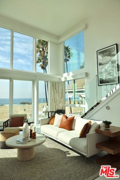 2419 Ocean Front Walk, Venice CA: https://media.crmls.org/mediaz/d507287f-81f9-4b7f-b142-96e320596cb3.jpg